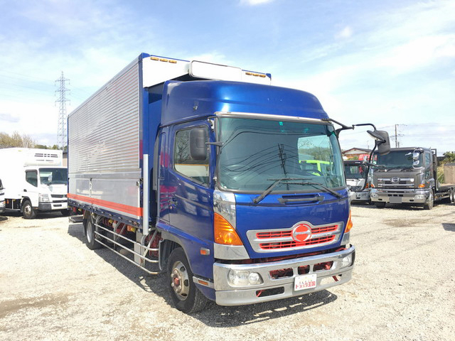 日野レンジャーアルミウイング中型（4t）[写真03]