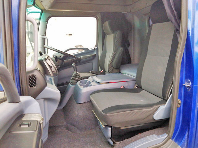 日野レンジャーアルミウイング中型（4t）[写真31]