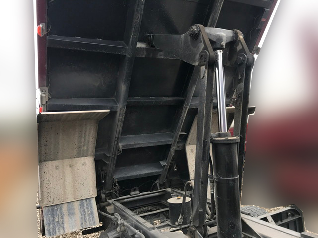 日野レンジャーダンプ増トン（6t・8t）[写真17]