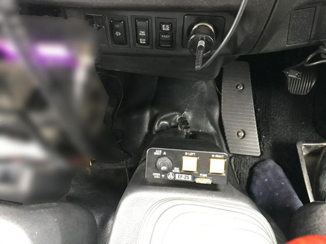 日野レンジャーダンプ増トン（6t・8t）[写真30]