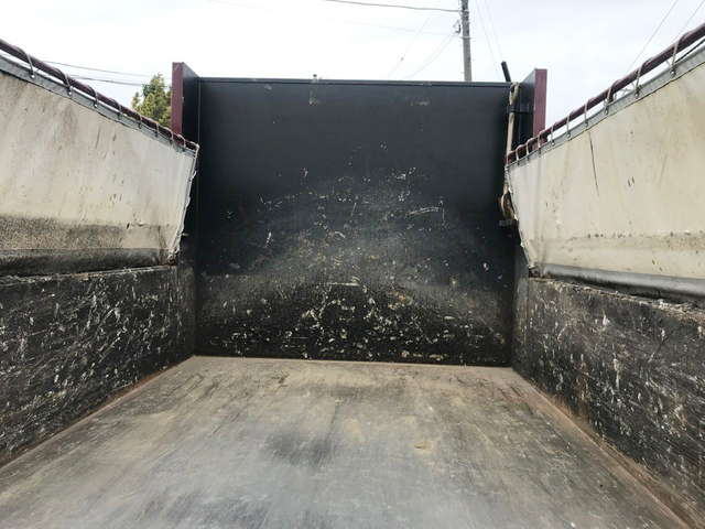 日野レンジャーダンプ増トン（6t・8t）[写真08]