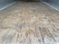 三菱ふそうキャンターアルミウイング小型（2t・3t）[写真17]