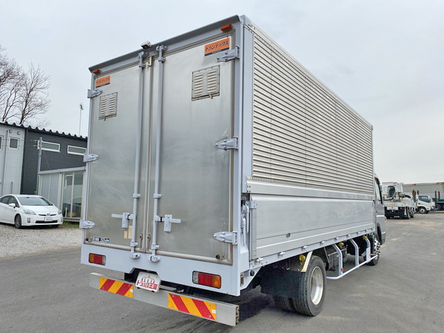 三菱ふそうキャンターアルミウイング小型（2t・3t）[写真02]