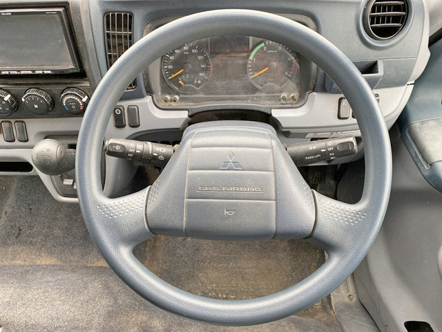 三菱ふそうキャンターアルミウイング小型（2t・3t）[写真37]