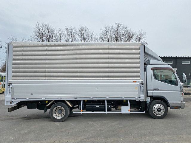 三菱ふそうキャンターアルミウイング小型（2t・3t）[写真07]