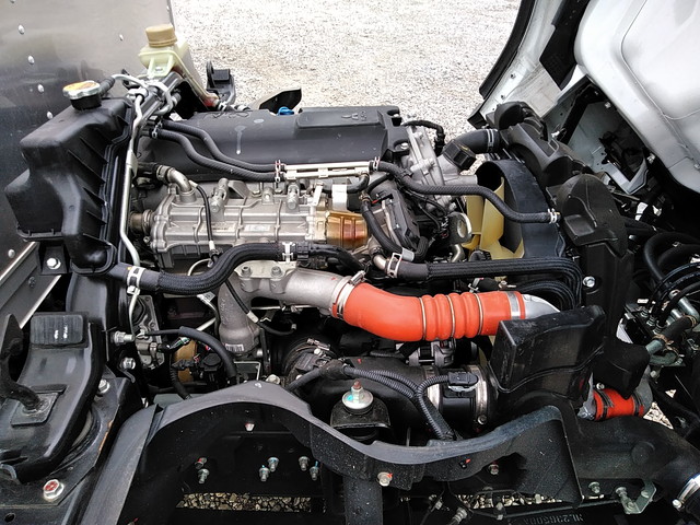 三菱ふそうキャンターアルミバン小型（2t・3t）[写真26]