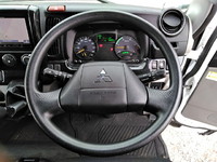 三菱ふそうキャンターアルミバン小型（2t・3t）[写真38]