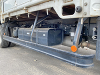 三菱ふそうキャンター平ボディ小型（2t・3t）[写真16]