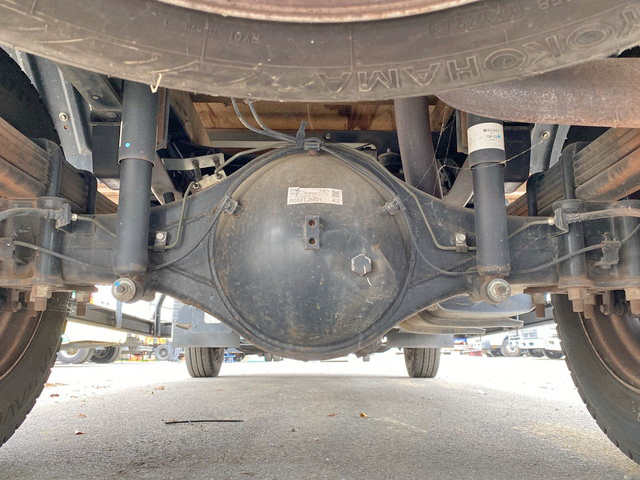 三菱ふそうキャンター平ボディ小型（2t・3t）[写真25]