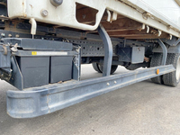 三菱ふそうキャンター平ボディ小型（2t・3t）[写真20]