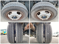 三菱ふそうキャンター平ボディ小型（2t・3t）[写真21]