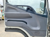 三菱ふそうキャンター平ボディ小型（2t・3t）[写真30]