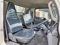 三菱ふそうキャンター平ボディ小型（2t・3t）[写真34]