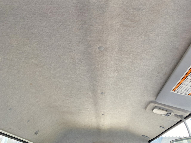 三菱ふそうキャンター平ボディ小型（2t・3t）[写真36]