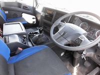 いすゞギガアルミウイング大型（10t）[写真11]