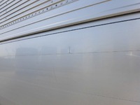 いすゞギガアルミウイング大型（10t）[写真29]