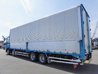 いすゞギガアルミウイング大型（10t）[写真02]