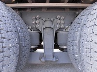 いすゞギガアルミウイング大型（10t）[写真08]