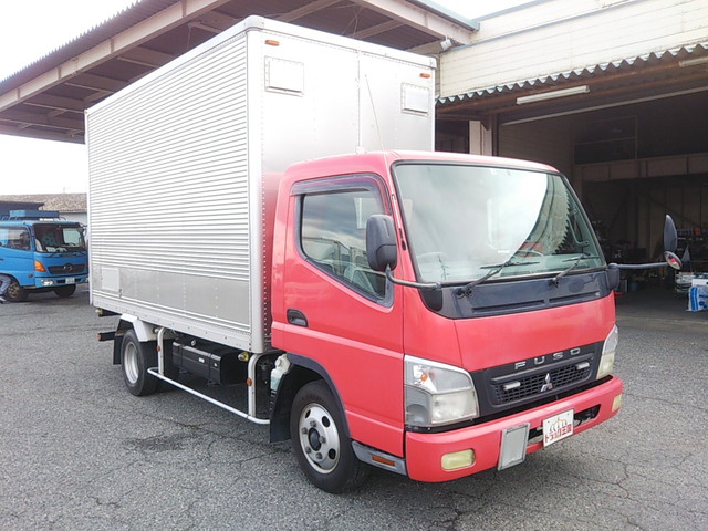 三菱ふそうキャンターアルミバン小型（2t・3t）[写真03]