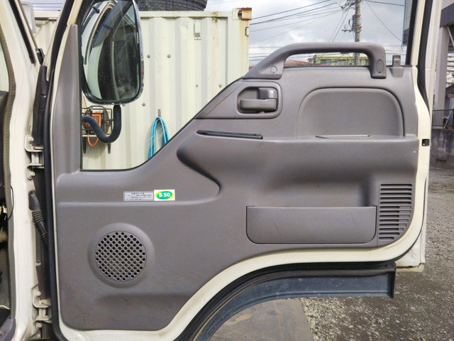 いすゞエルフカーテン車小型（2t・3t）[写真30]