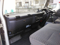 いすゞエルフカーテン車小型（2t・3t）[写真34]