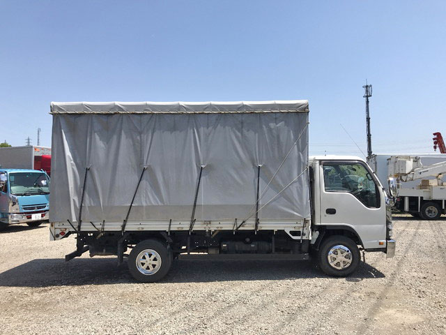 いすゞエルフカーテン車小型（2t・3t）[写真07]