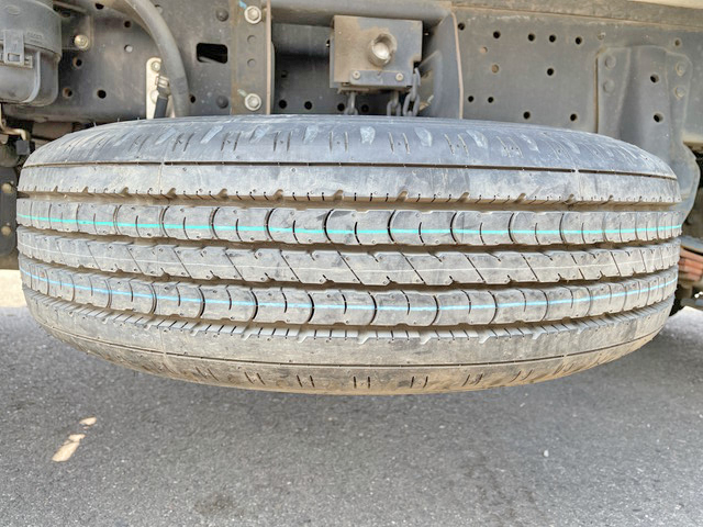 日野デュトロ平ボディ小型（2t・3t）[写真18]