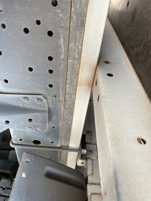 日野デュトロ平ボディ小型（2t・3t）[写真21]