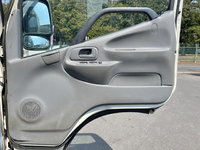 日野デュトロ平ボディ小型（2t・3t）[写真29]