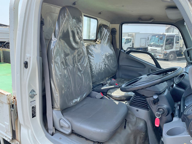 日野デュトロ平ボディ小型（2t・3t）[写真33]