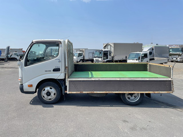 日野デュトロ平ボディ小型（2t・3t）[写真06]