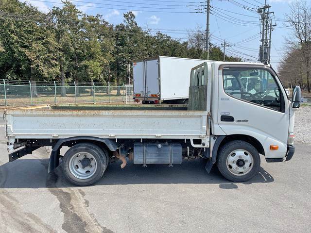 日野デュトロ平ボディ小型（2t・3t）[写真07]