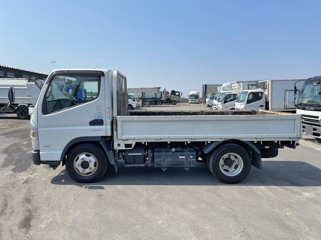 三菱ふそうキャンター平ボディ小型（2t・3t）[写真05]