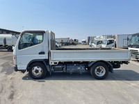 三菱ふそうキャンター平ボディ小型（2t・3t）[写真05]