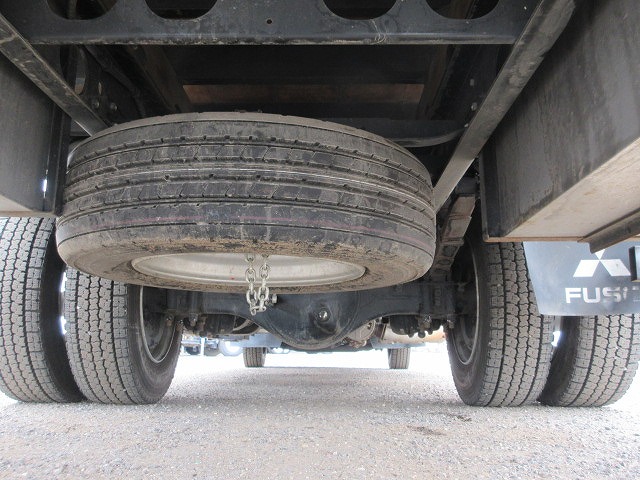 三菱ふそうファイタークレーン4段増トン（6t・8t）[写真24]