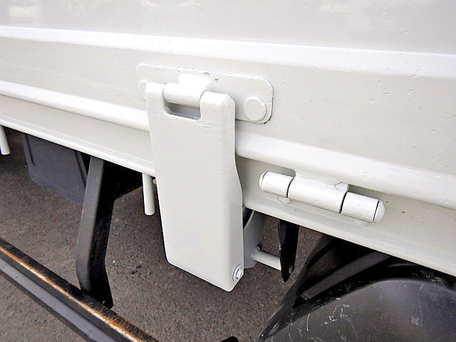 日野デュトロ平ボディ小型（2t・3t）[写真10]