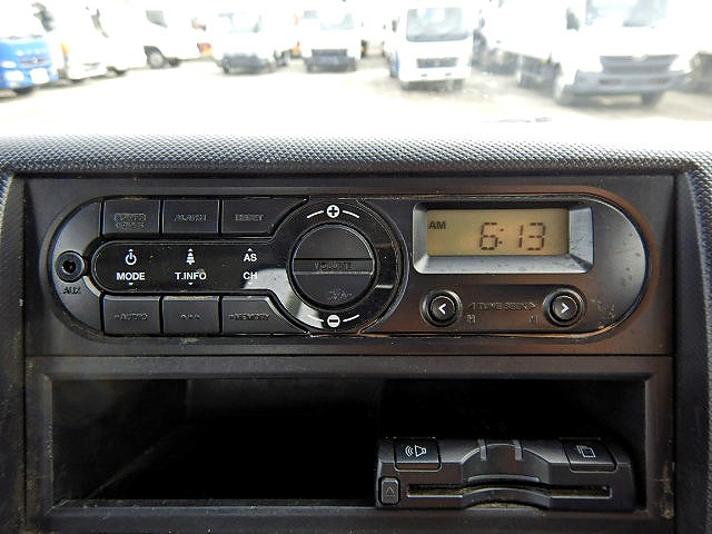 日野デュトロ平ボディ小型（2t・3t）[写真14]