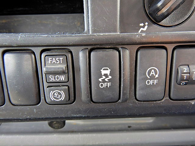 日野デュトロ平ボディ小型（2t・3t）[写真17]