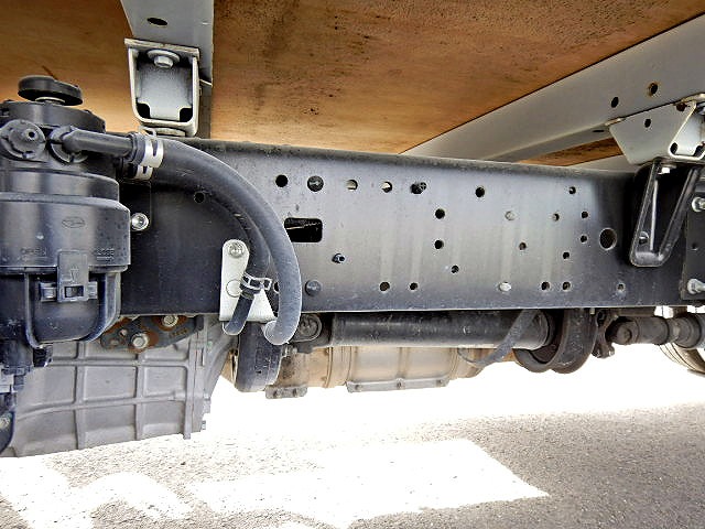 日野デュトロ平ボディ小型（2t・3t）[写真30]