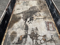 三菱ふそうキャンター平ボディ小型（2t・3t）[写真12]