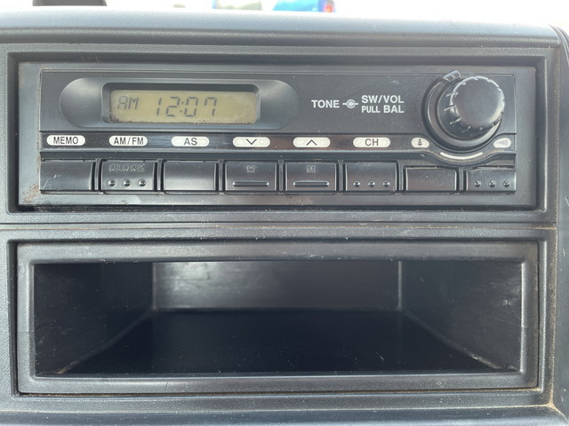 三菱ふそうキャンター平ボディ小型（2t・3t）[写真37]