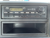 三菱ふそうキャンター平ボディ小型（2t・3t）[写真37]