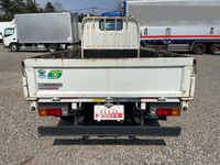 三菱ふそうキャンター平ボディ小型（2t・3t）[写真09]