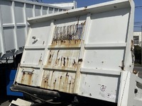 いすゞエルフローダーダンプ小型（2t・3t）[写真13]