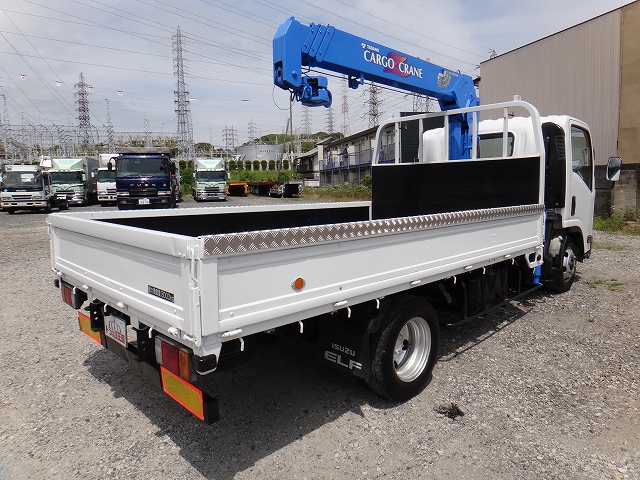 いすゞエルフクレーン4段小型（2t・3t）[写真02]