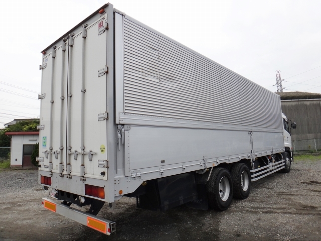 UDトラックスクオンアルミウイング大型（10t）[写真02]