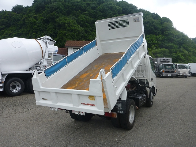 日野デュトロダンプ小型（2t・3t）[写真02]