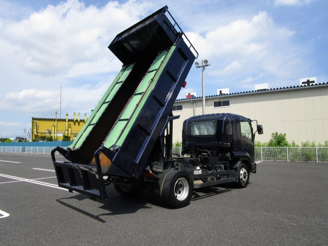 いすゞフォワードダンプ増トン（6t・8t）[写真02]