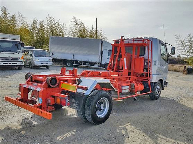 三菱ふそうファイターコンテナ専用車中型（4t）[写真02]