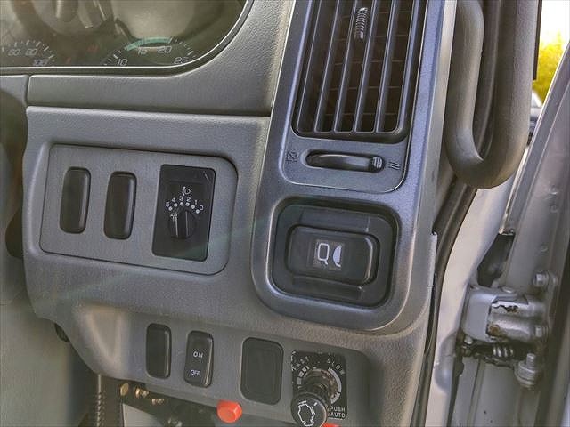 三菱ふそうファイターコンテナ専用車中型（4t）[写真26]